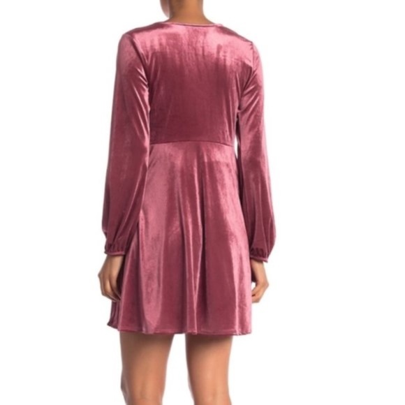 Vanity Room Solid Velour V-Neck Long Sleeve Dress - Picture 2 of 6